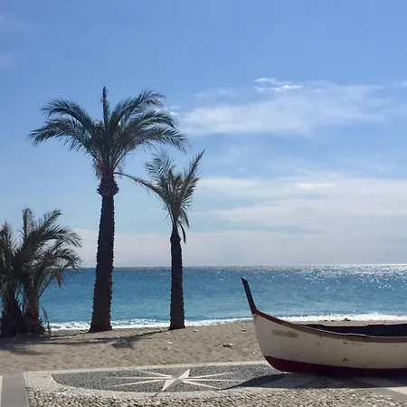 Hostdomus - Mediterraneo Appartement Finale Ligure